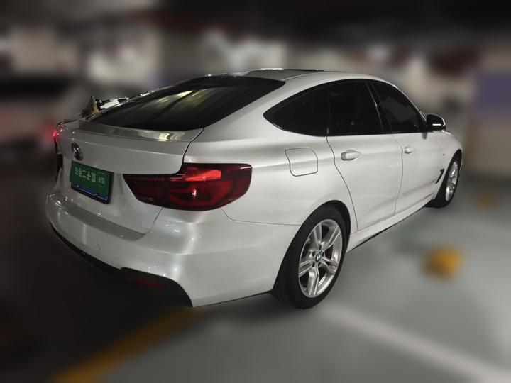 3 SeriesGT 2019 320i M Sport Package photo 6