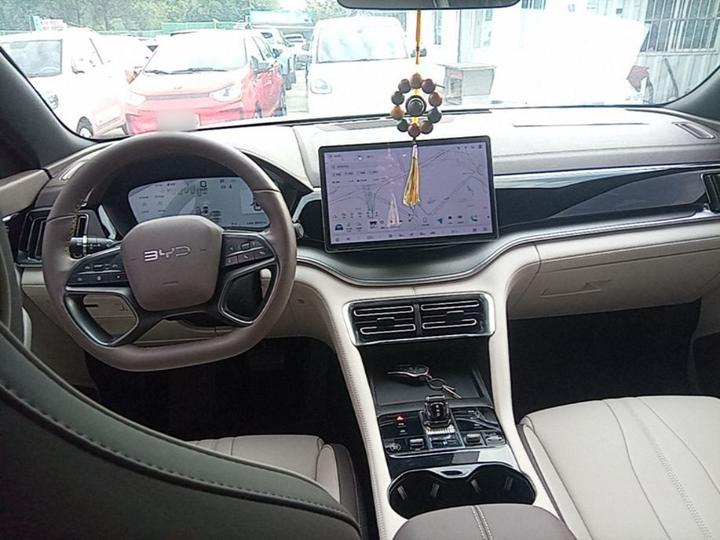 Song PLUS EV 2025 DM-i ADAS 112KM Premium photo 5
