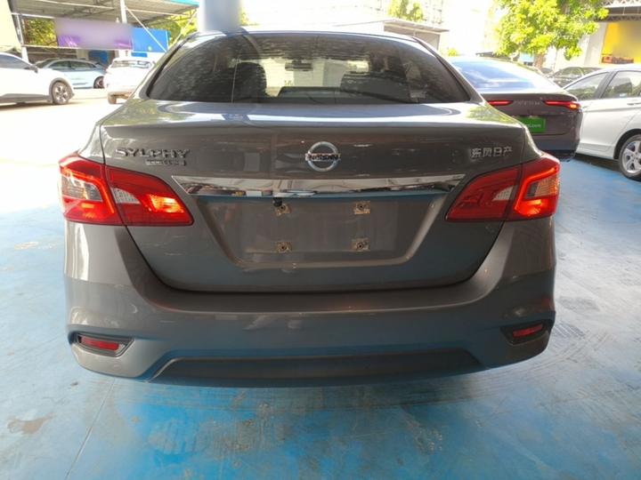 Sylphy 2022 Classic 1.6XE CVT Comfort photo 3