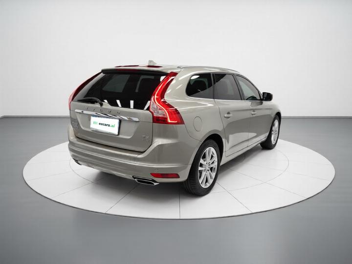 XC60 2015 T5 photo 4