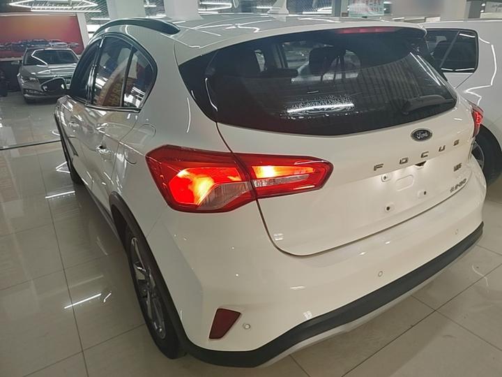 Focus Active 2020 EcoBoost 180 AT photo 4