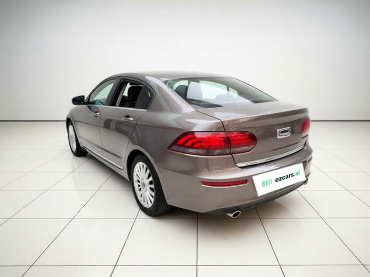3 2014 Sedan 1.6T AT photo 4