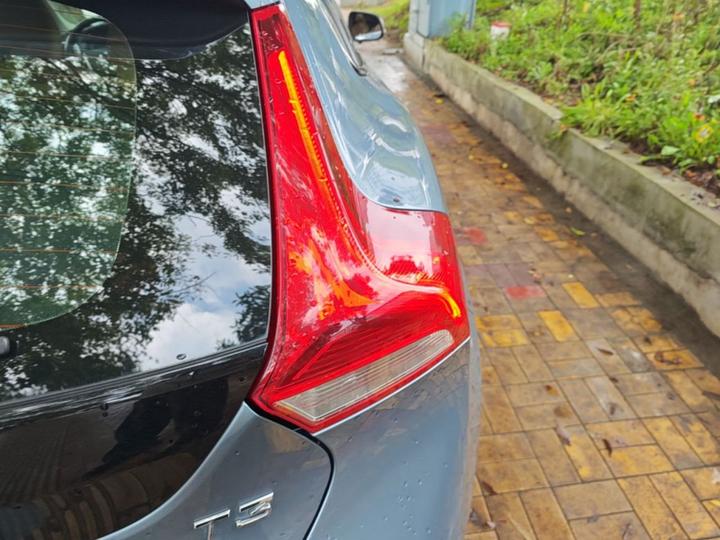 V40 2018 T3 photo 7