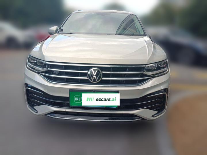 Tiguan L 2022 330TSI AT RWD R-Line photo 2
