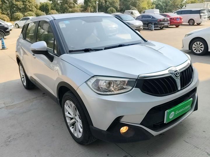 Zhonghua V3 2016 1.5L AT Elite photo 3