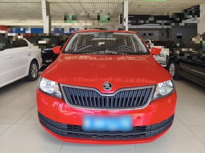 Rapid Spaceback 2016 Facelift 1.4L MT photo 2