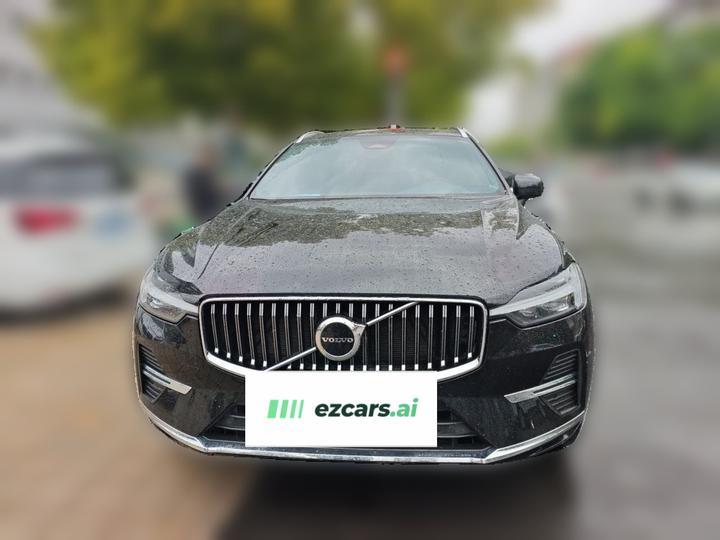 XC60 2023 B5 AWD Luxury photo 2