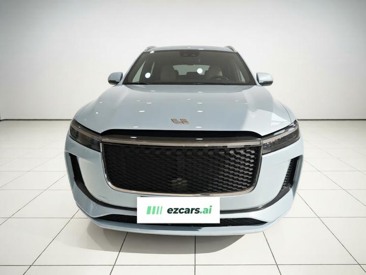Li Auto ONE 2020 EREV 6-Seater photo 2
