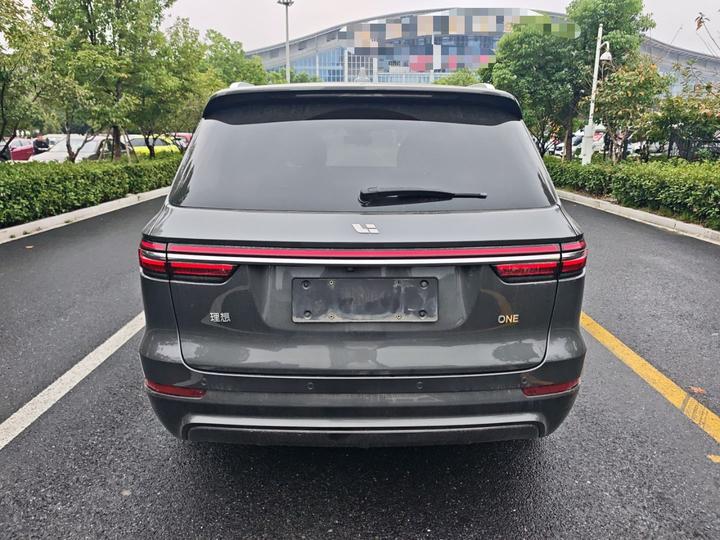 Li Auto ONE 2020 EREV 6-Seater photo 3