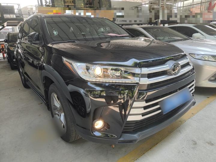 Highlander 2018 2.0T AWD Luxury 7-Seater China VI photo 3