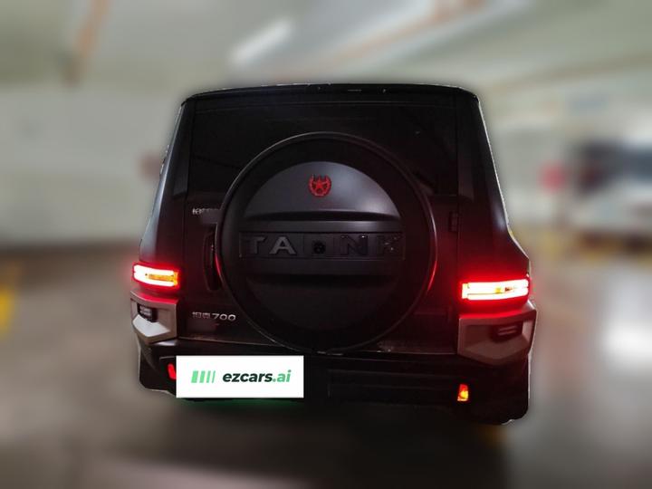 700 EV 2024 Hi4-T photo 5