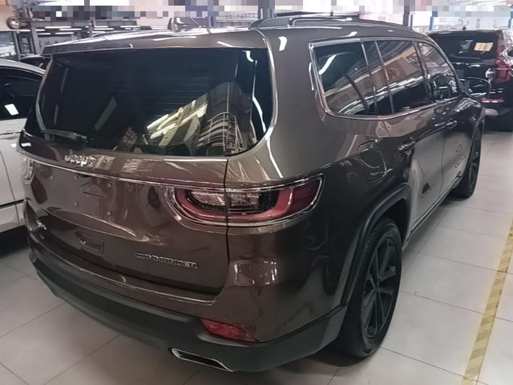 2018 2.0T AWD Exclusive China V photo 4