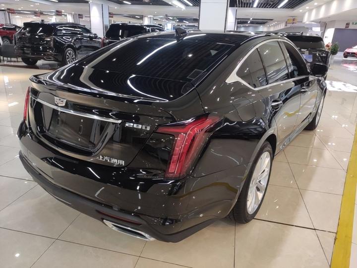 CT5 2022 28T Luxury Standard photo 4
