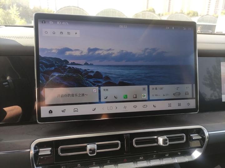 M-Hero 917 2023 EV photo 8