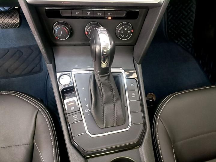 Lamando 2021 230TSI DSG photo 5
