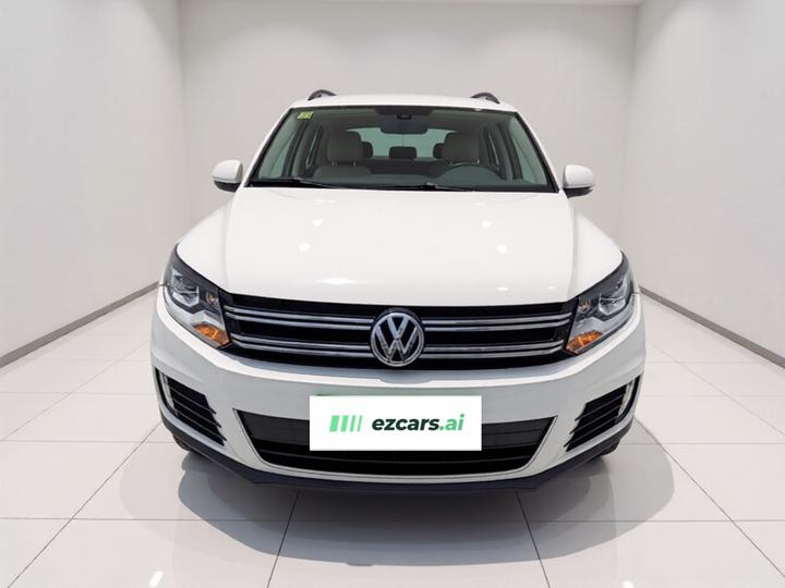 Tiguan 2015 1.8TSI AT RWD Comfort photo 2