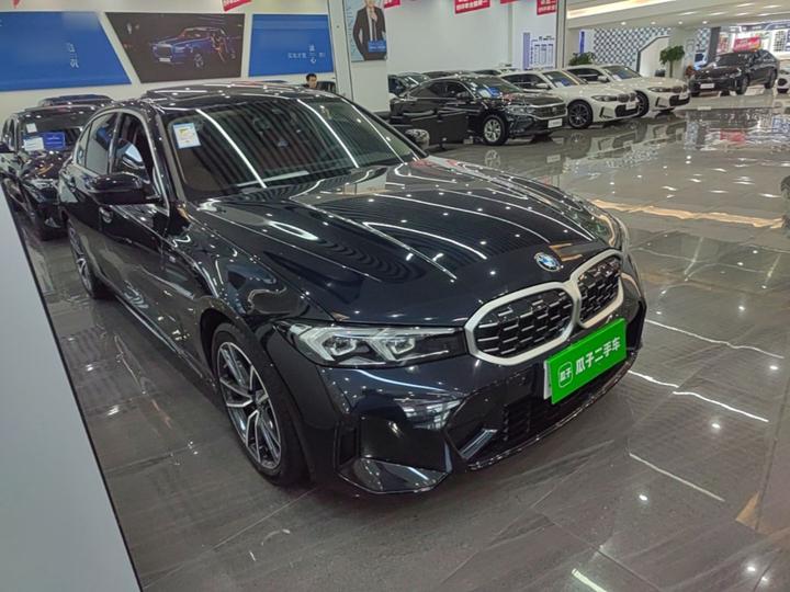 3 Series 2025 325Li M Sport Package photo 3
