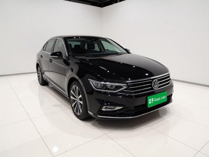 Magotan 2023 200 Anniversary Edition 330TSI DSG Luxury photo 3