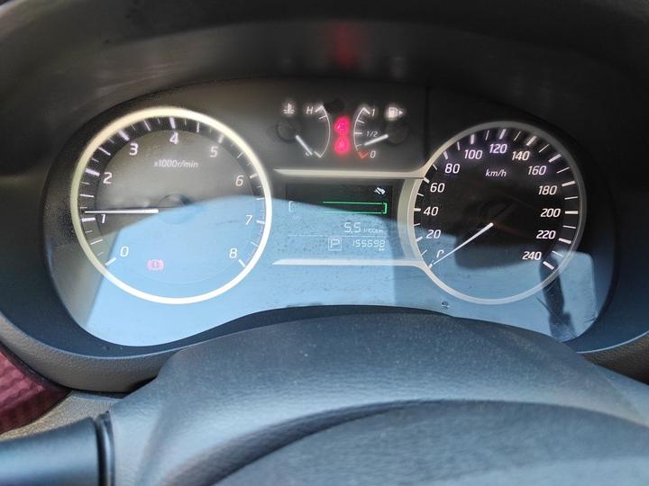 2016 1.6L CVT photo 2