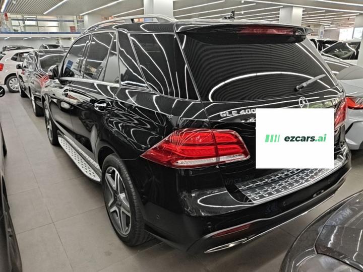 GLE Imported 2017 GLE 400 4MATIC photo 4
