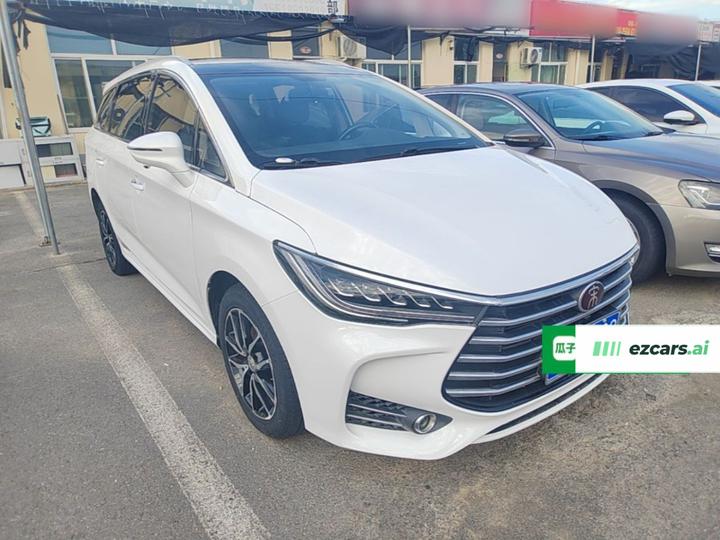 Song MAX 2017 1.5T AT Connected Elite 7-Seater photo 3