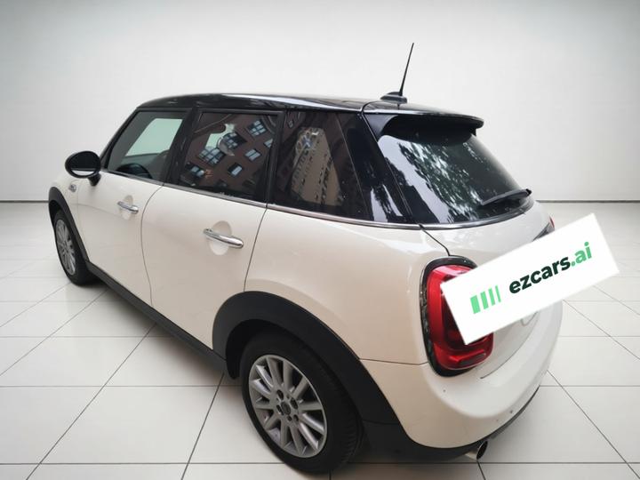 2015 1.5T COOPER Excitement 5-Door photo 4
