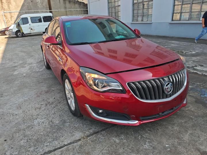 Regal 2015 1.6T Elite Tech photo 3