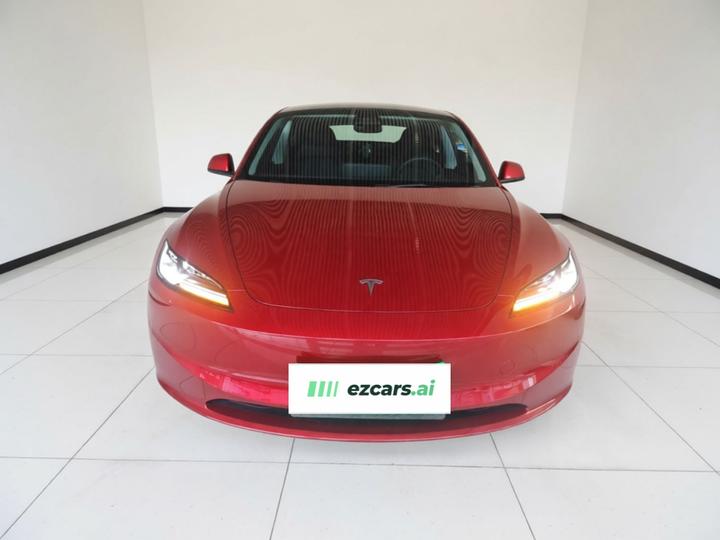 Model 3 2023 Long Range AWD photo 2