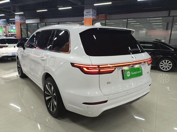 Li Auto ONE 2020 EREV 6-Seater photo 4