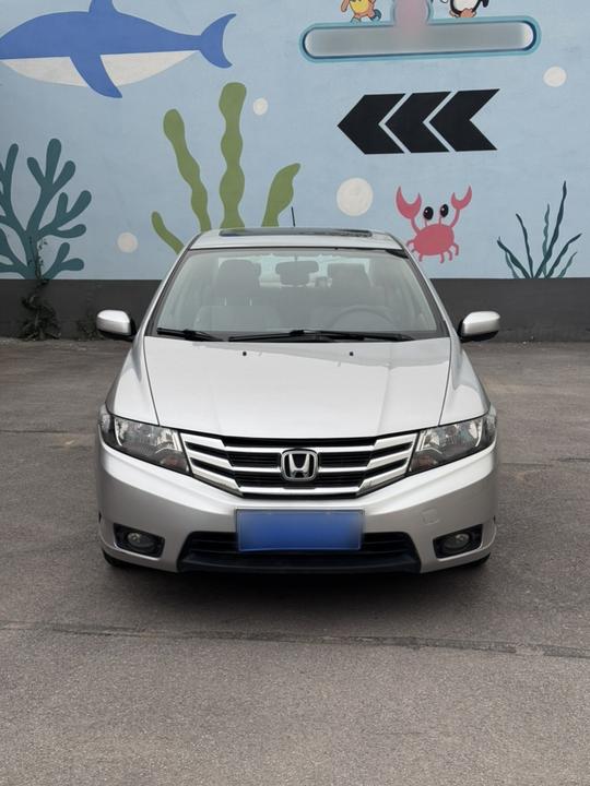 Classic 2014 1.5L AT Elite photo 3