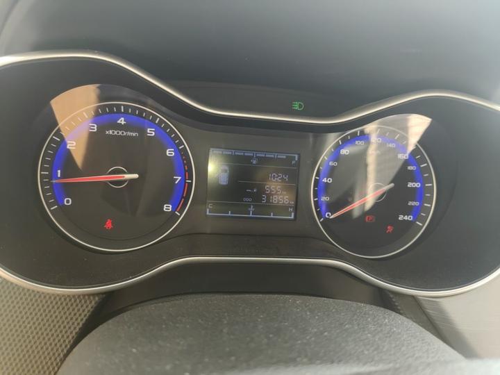Vision 2020 1.5L MT photo 4