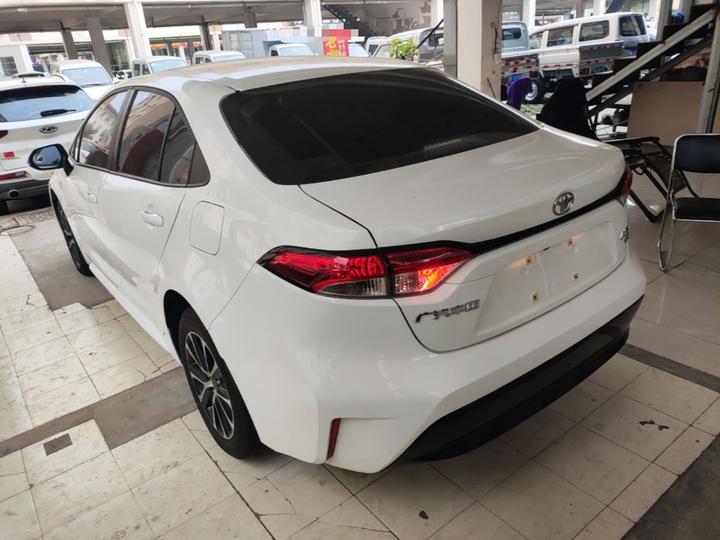 Levin 2023 185T CVT Luxury photo 4
