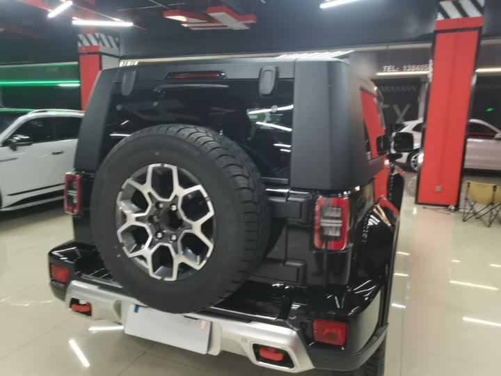 BJ40 2024 2.0T 2020 Honor photo 4