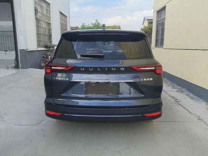 Wuling 2020 1.5T CVT Premium photo 5