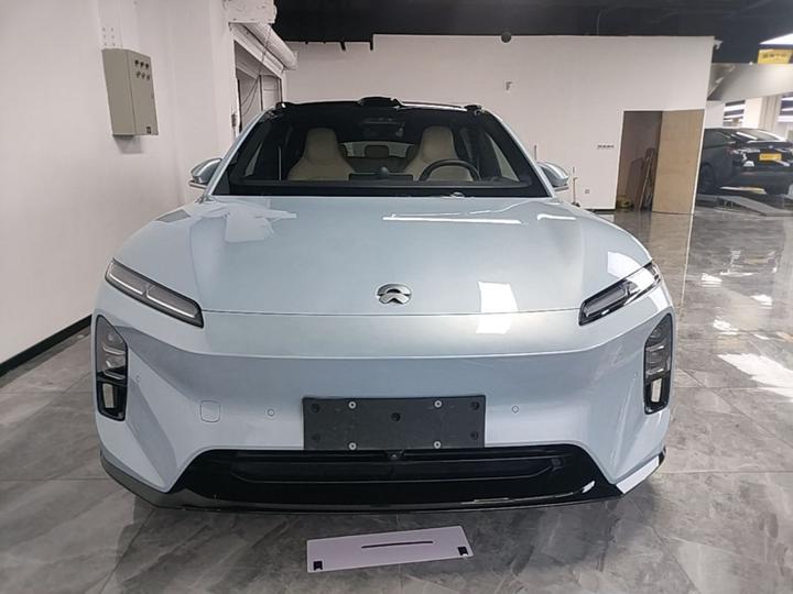 ET5T 2025 75kWh Touring photo 2