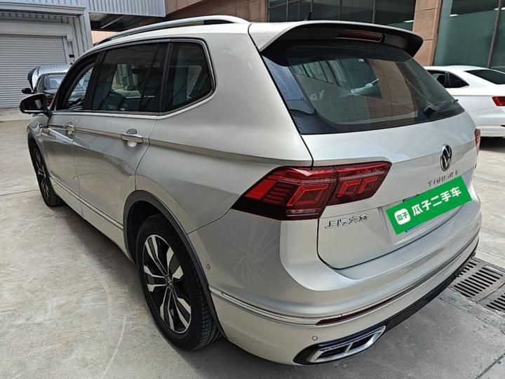 Tiguan L 2022 330TSI AT RWD R-Line photo 4
