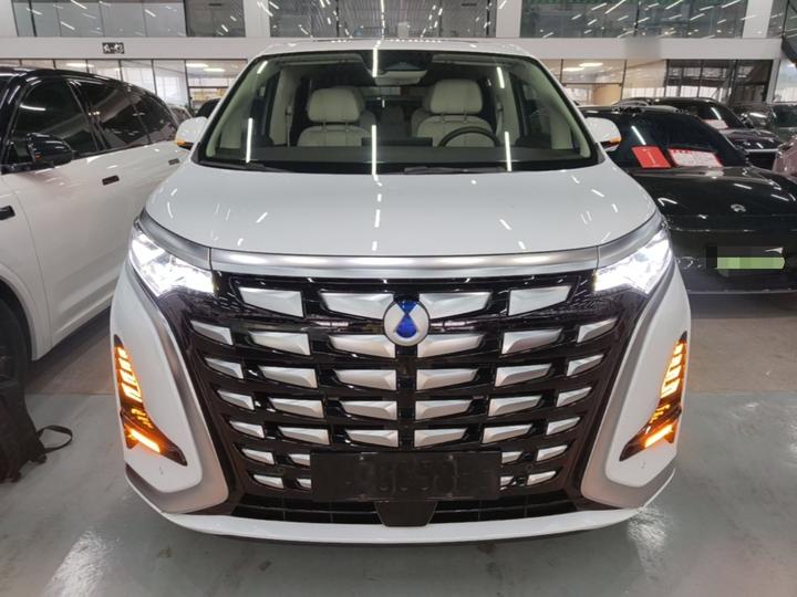 D9 2024 DM-i 980 AWD Premium photo 2