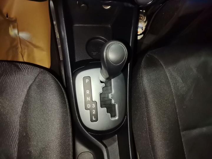 K2 2015 Sedan 1.4L AT GLS photo 5