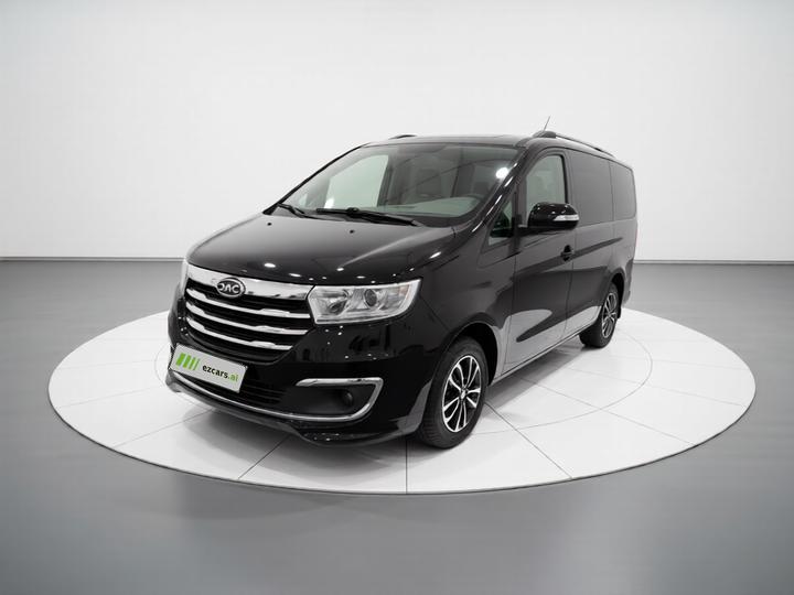 Refine M3 2019 1.8L Luxury Smart