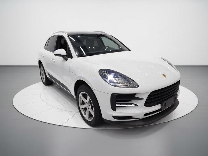 2020 Macan 2.0T photo 3