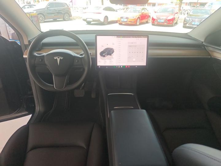 Model Y 2022 Facelift RWD photo 5