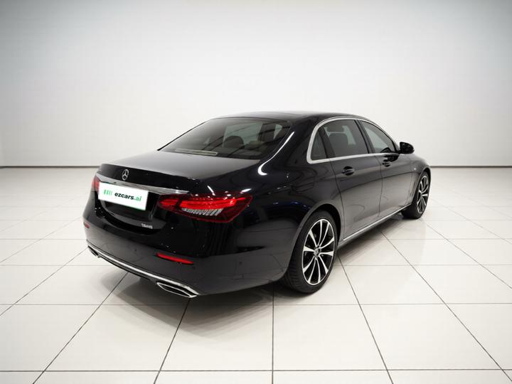 E-Class EV 2022 Facelift E 350 e L PHEV photo 6