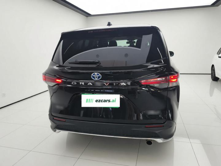 Granvia 2023 2.5L Hybrid Comfort photo 5