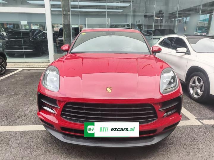 2021 Macan 2.0T photo 2