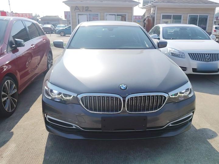 5 Series 2020 525Li Luxury photo 2