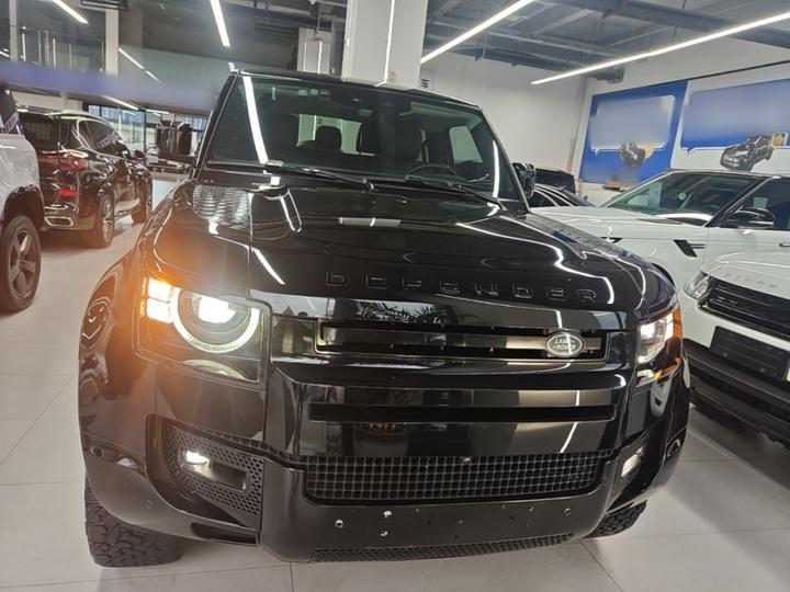 Defender 2023 Facelift 90 3.0T P400 XS photo 2