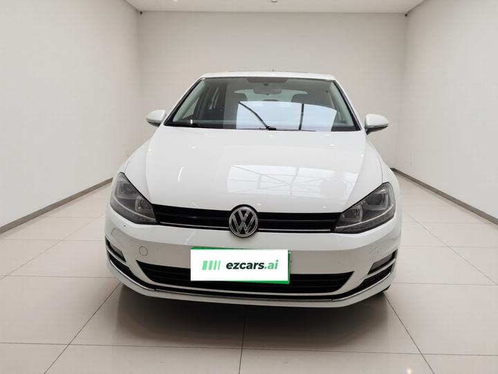 Golf 2015 1.6L MT Fashion photo 2