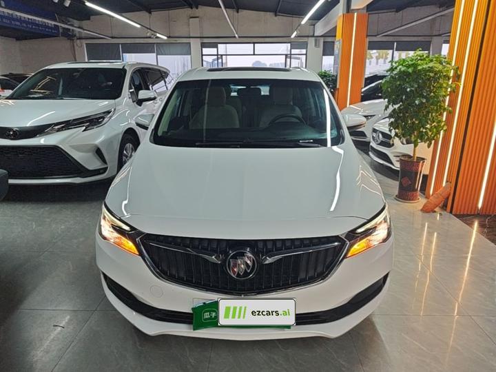 GL6 2019 18T 6-Seater Elite China VI photo 2