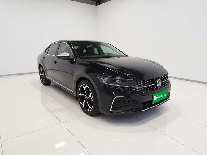 Passat 2024 380TSI photo 3