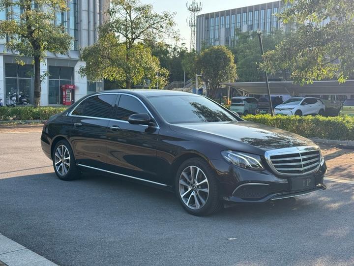 E-Class 2020 Facelift E 260 L photo 2
